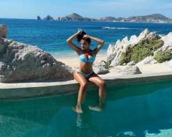 The star often visits a different place and shares the beautiful scenario with her Instagram followers.